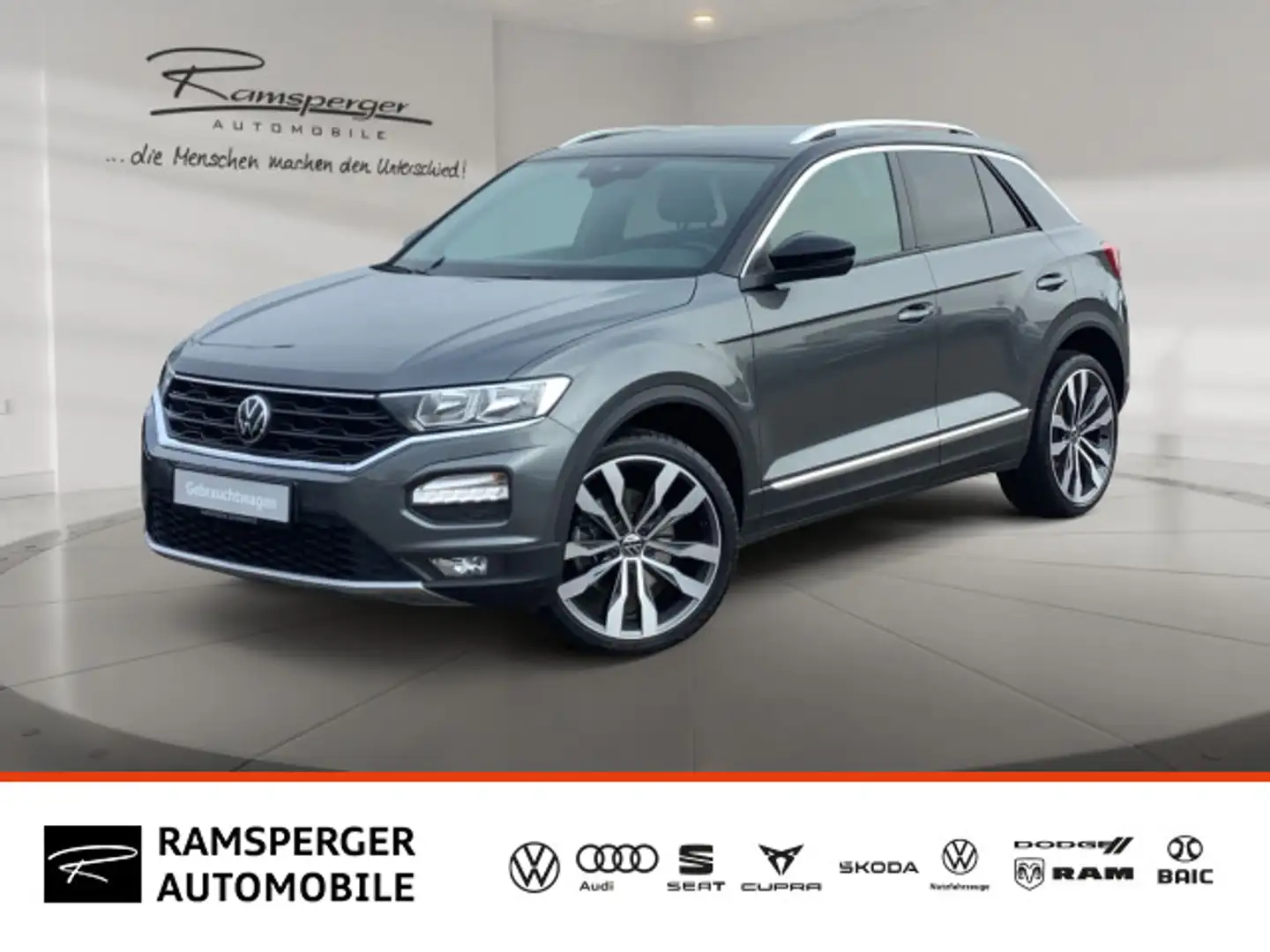 Volkswagen T-Roc 1.5 TSI DSG Sport Navi 19 Zoll SHZ PDC Grau - 1