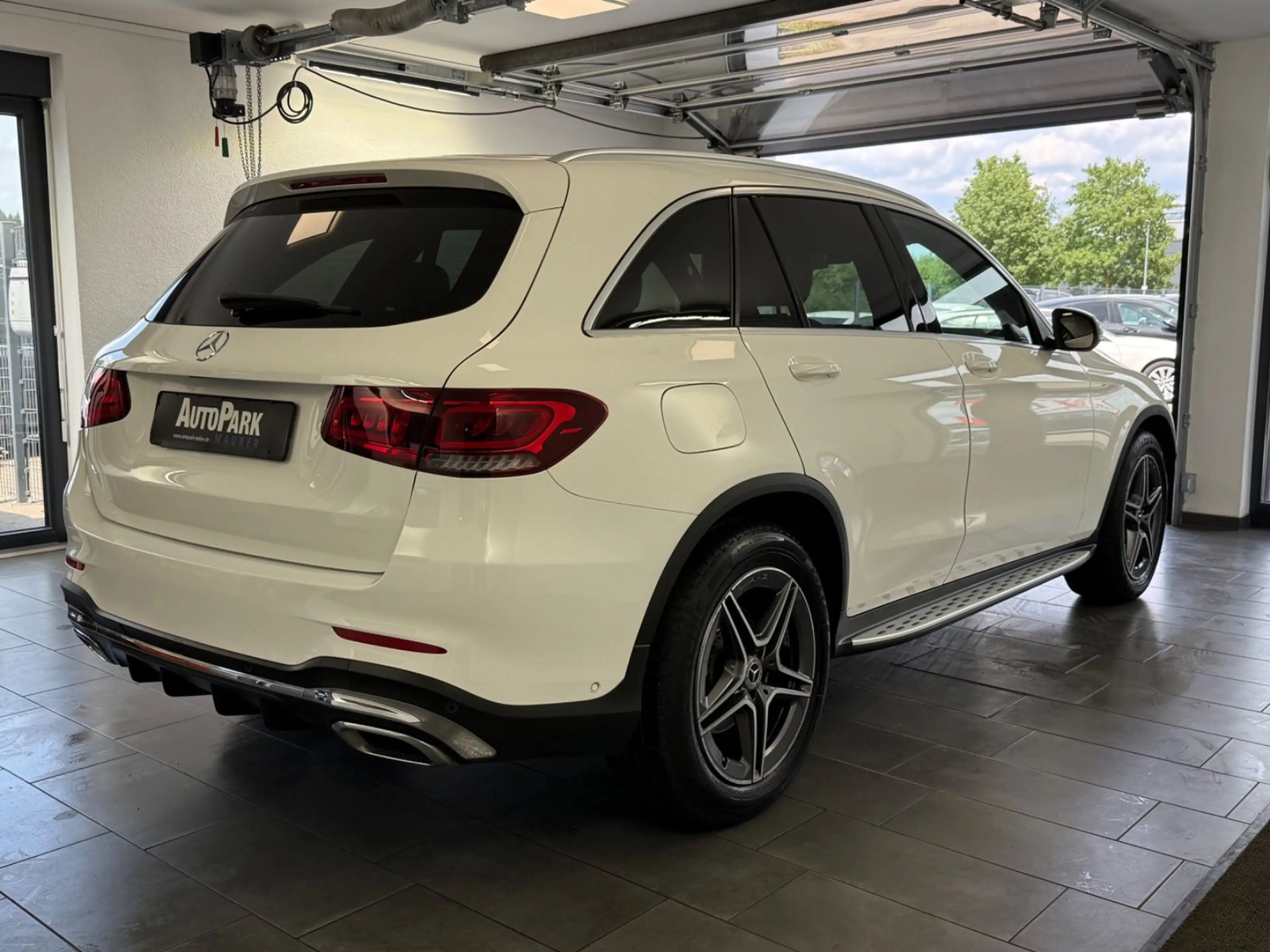 Mercedes-Benz GLC 220 d 4Matic AMG*PANO*SHZ*LED*Kamera*el.Klap — photo 7