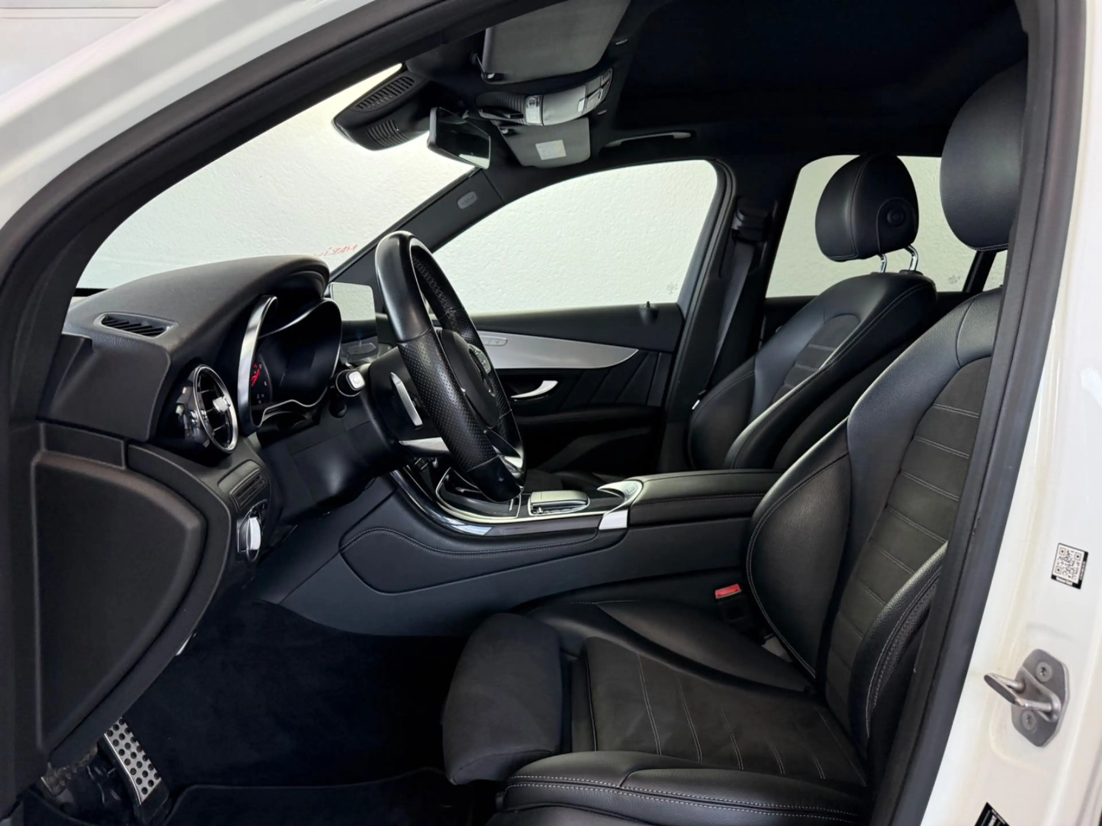 Mercedes-Benz GLC 220 d 4Matic AMG*PANO*SHZ*LED*Kamera*el.Klap — photo 11