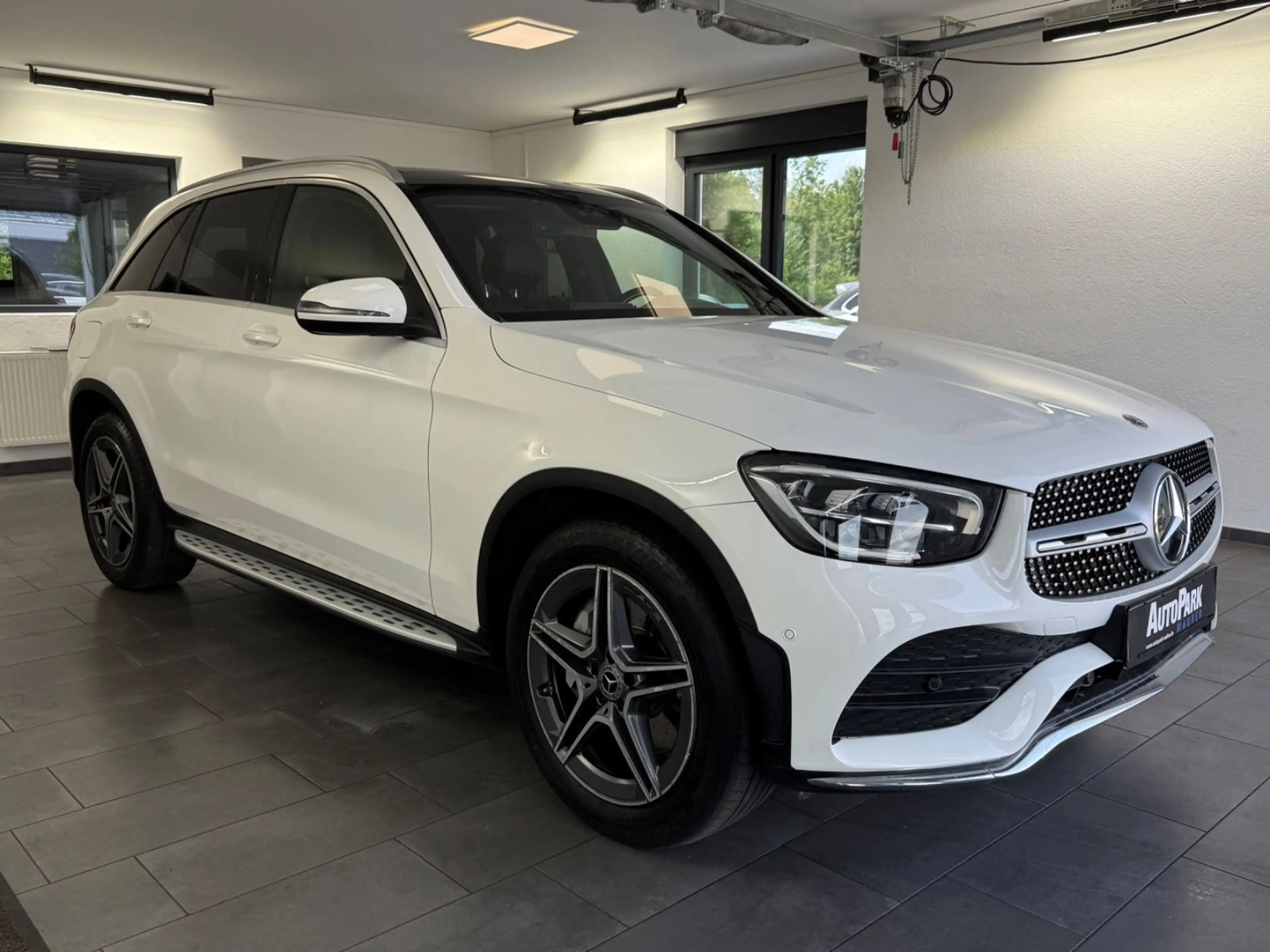 Mercedes-Benz GLC 220 d 4Matic AMG*PANO*SHZ*LED*Kamera*el.Klap — photo 5