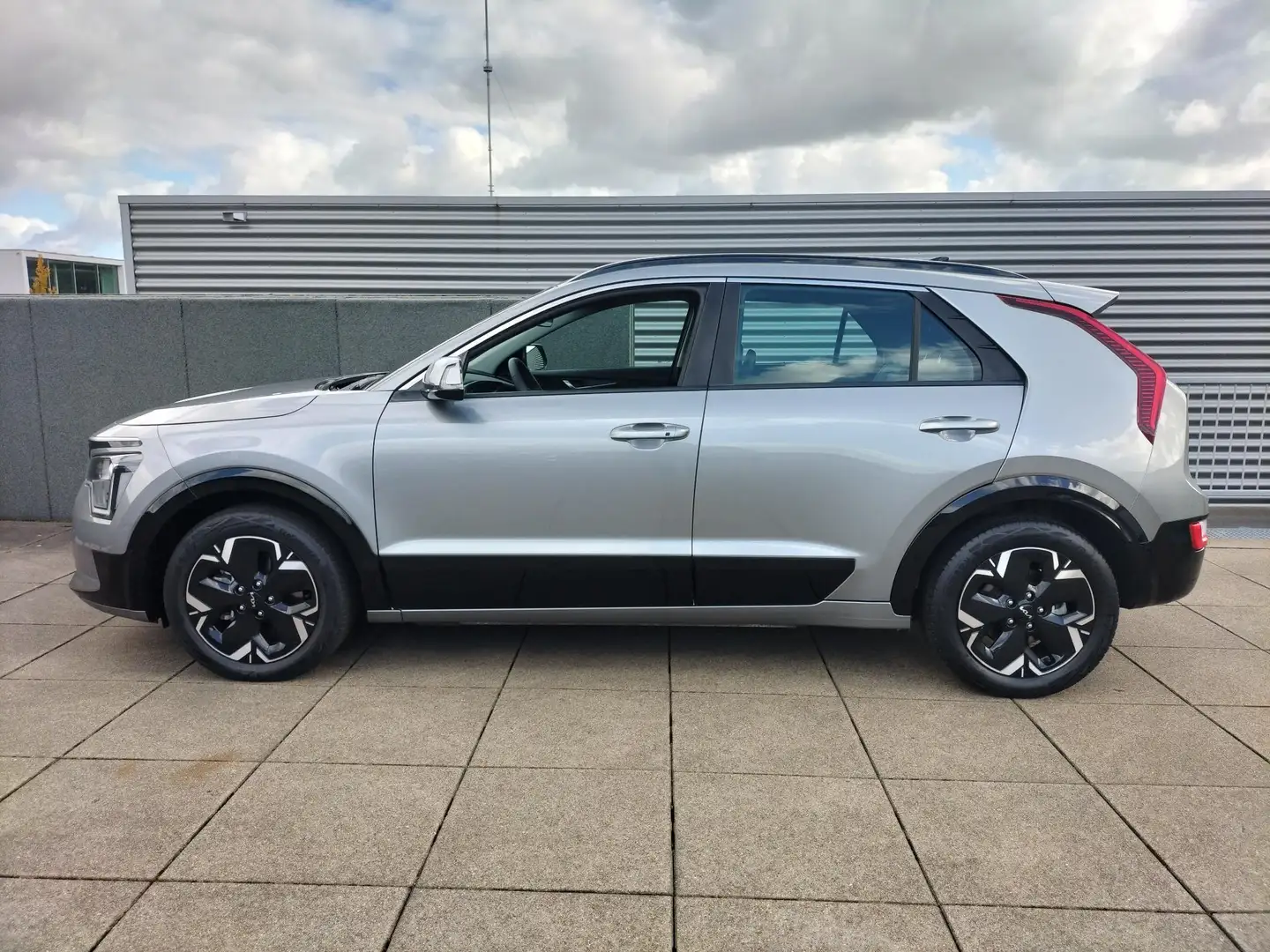 Kia e-Niro EV DynamicLine 64.8 kWh Adaptive cruise control/ N Gris - 2