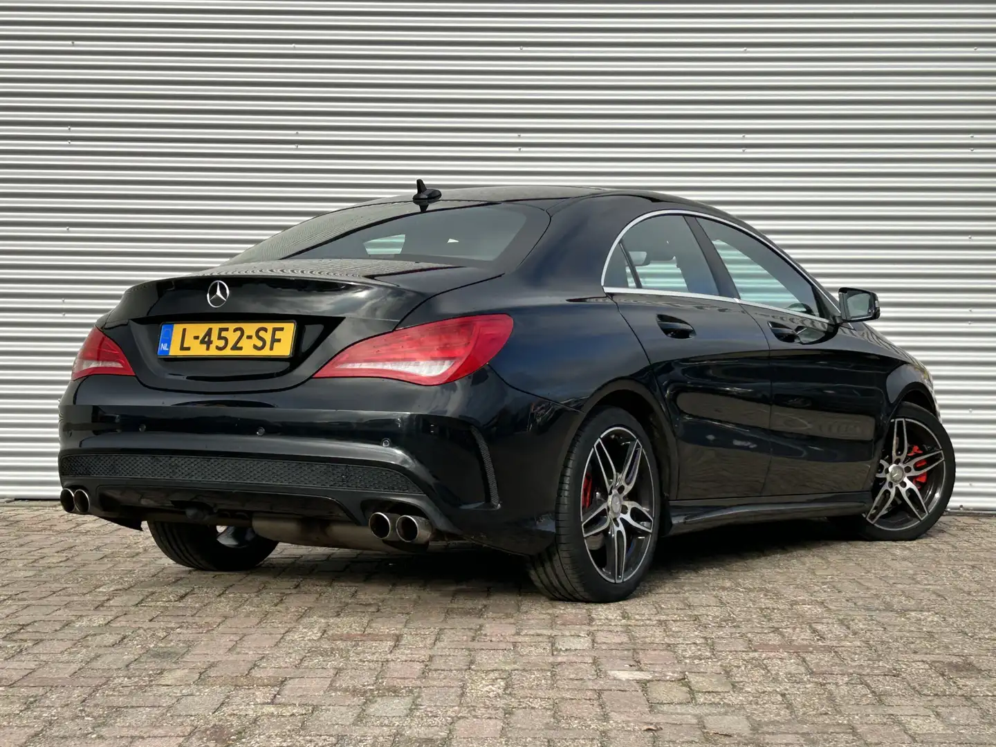 Mercedes-Benz CLA 250 Edition 1 | Nieuw Binnen! | Memory Seats | Trekhaa Noir - 2
