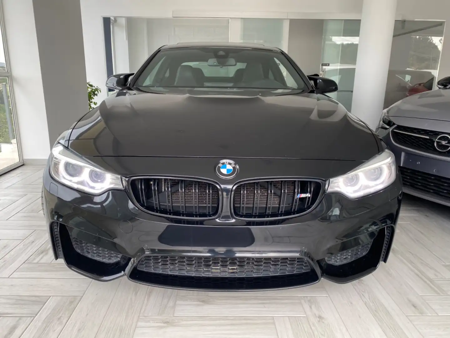 BMW 440 M4 Coupé Zwart - 1