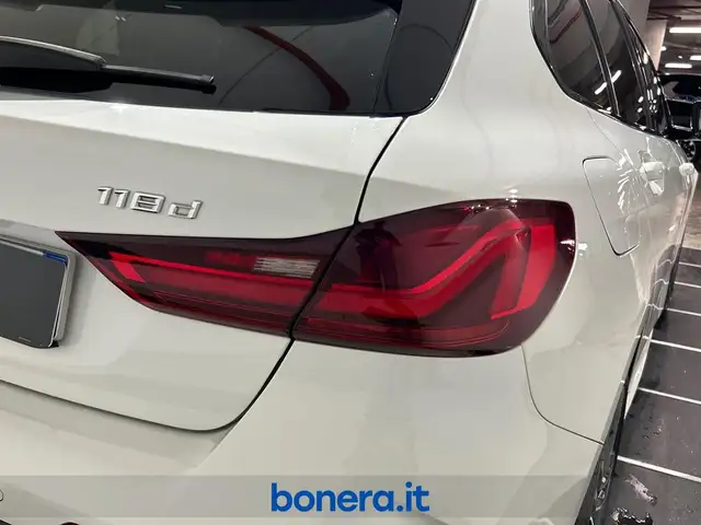 BMW 1 Series view 12