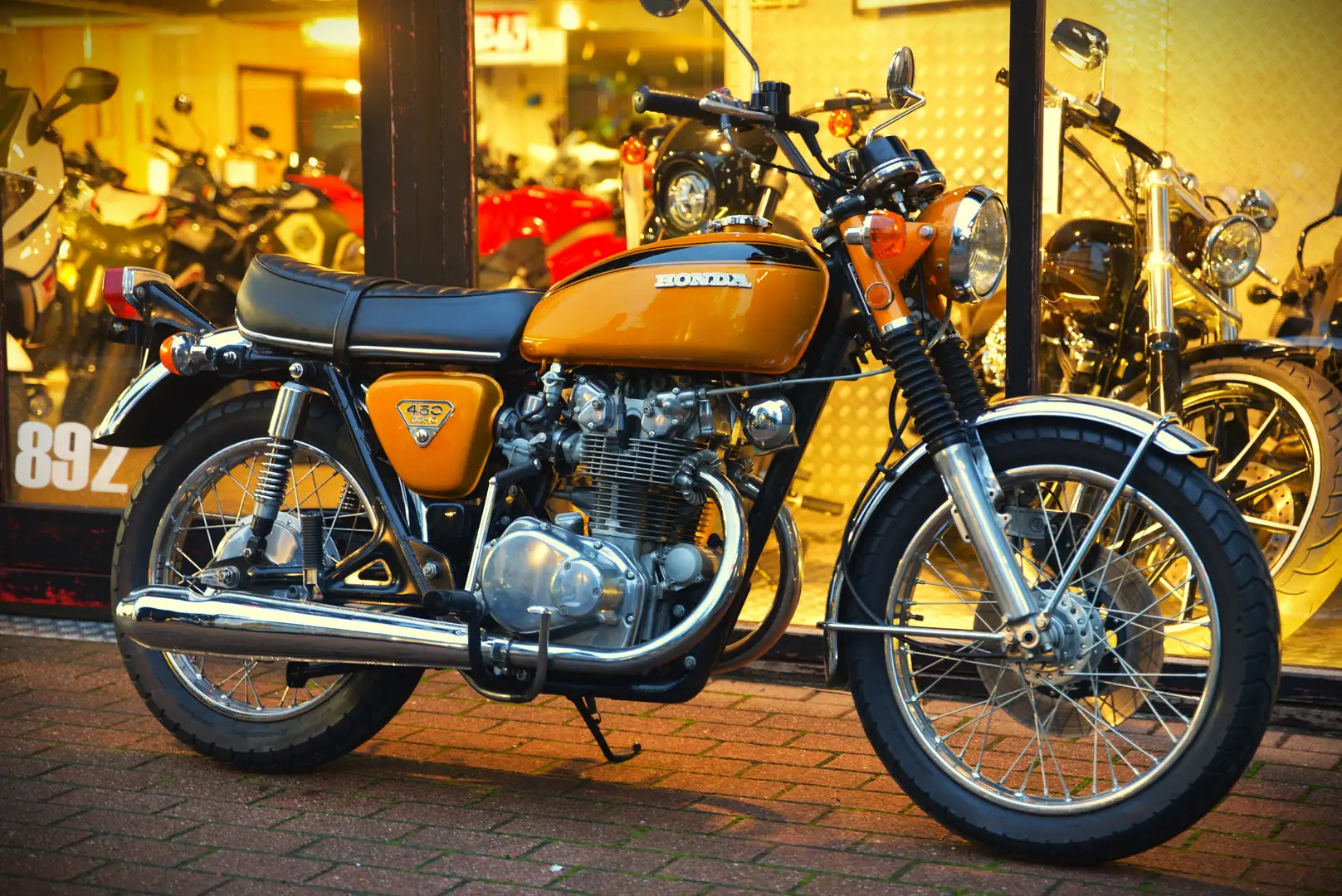 Honda CB 450 ***MOTO VERTE*** Goud - 1
