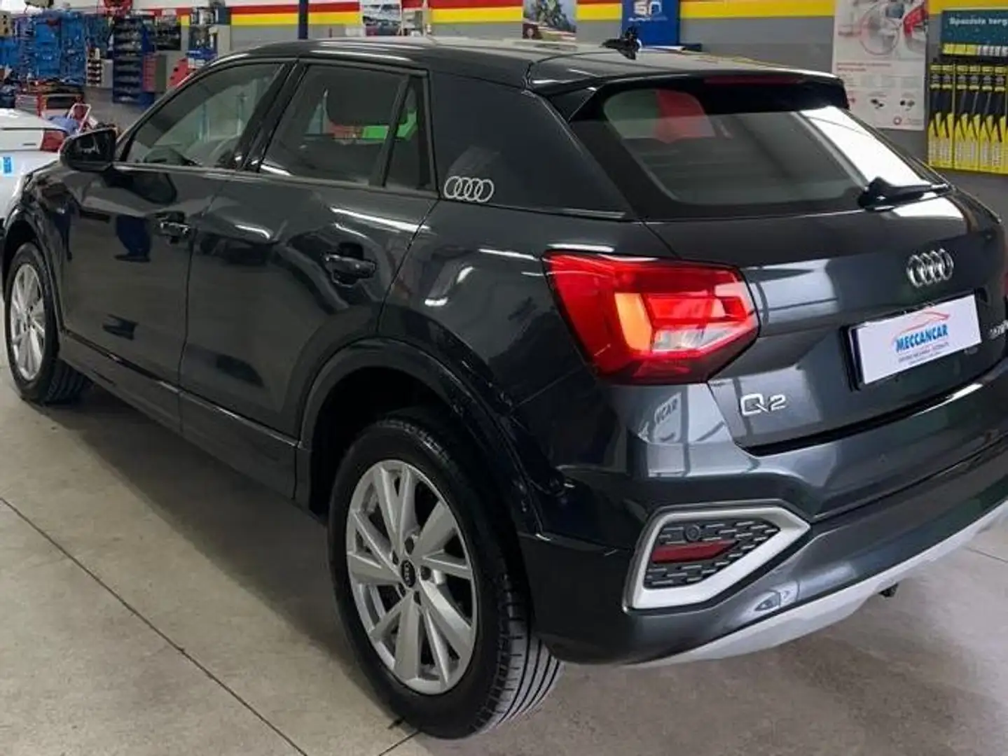 Audi Q2 Q2 35 1.5 tfsi Admired Advanced Gris - 1