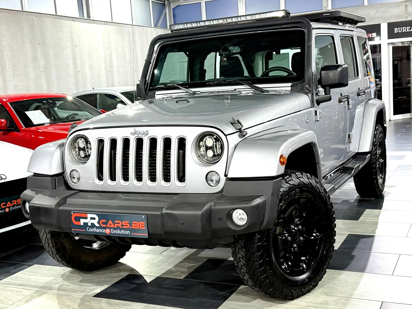 Jeep Wrangler 2.8 CRD Sahara // RESERVER // RESERVED // Argent - 1