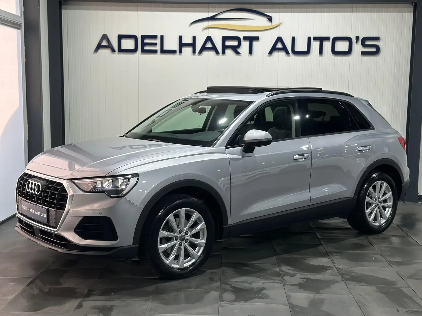 Audi Q3 35 TFSI Mild Hybride Business Edition Automaat / P Zilver - 1