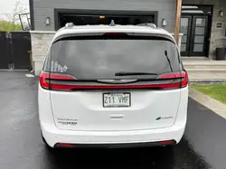 Chrysler Pacifica 2023