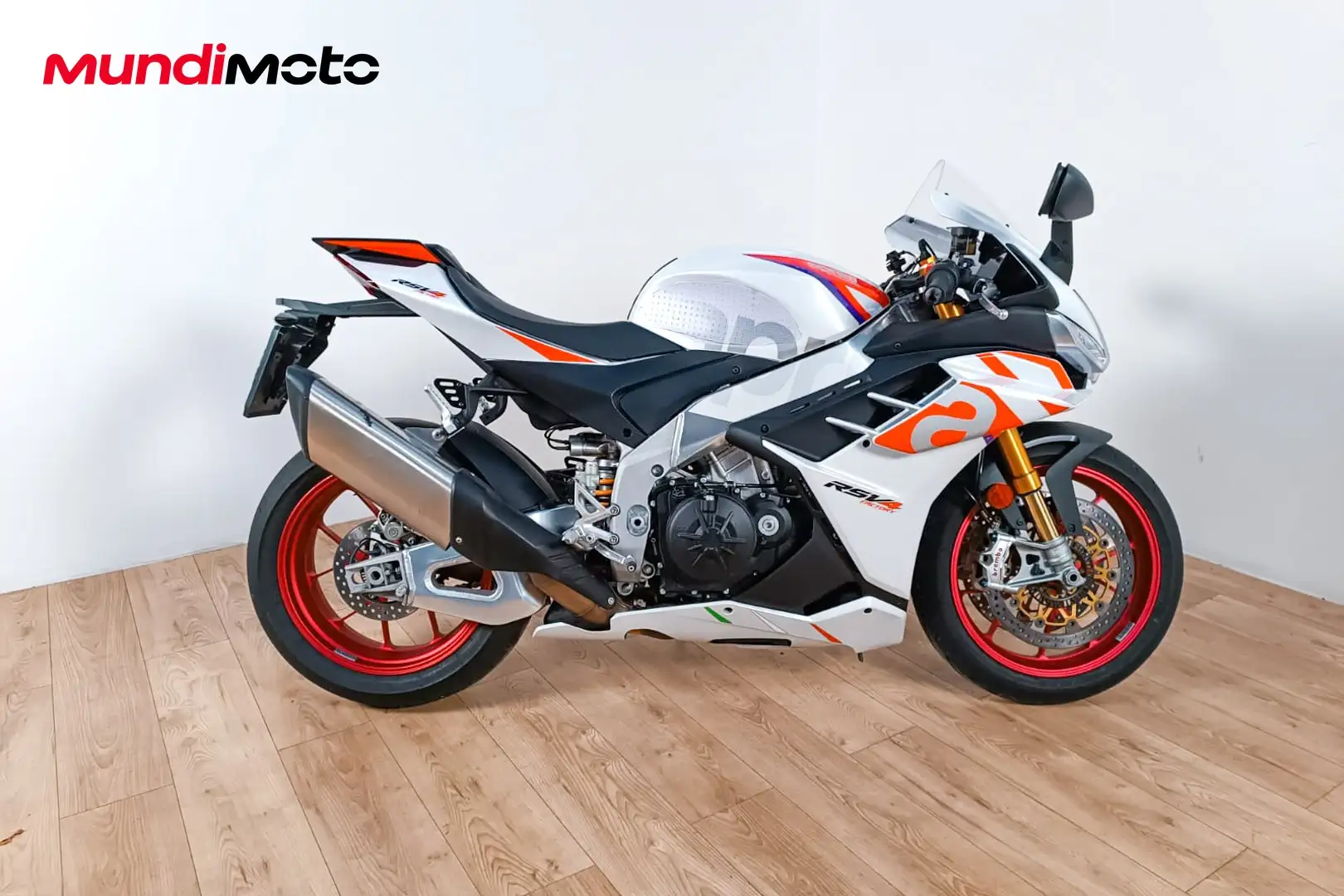Aprilia RSV4 - 1