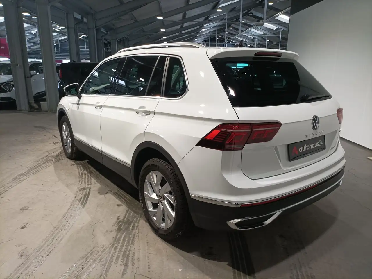 Volkswagen Tiguan 1.4 TSI eHybrid IQ-Licht|Navi|PDC|AHK 4