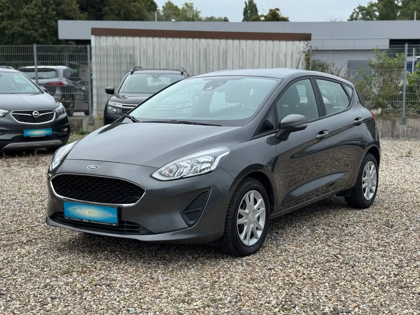 Ford Fiesta 1.1 Trend *PDC *Sitzheizung *neues Modell Grau - 1