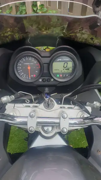 Suzuki Bandit 650 - foto 4