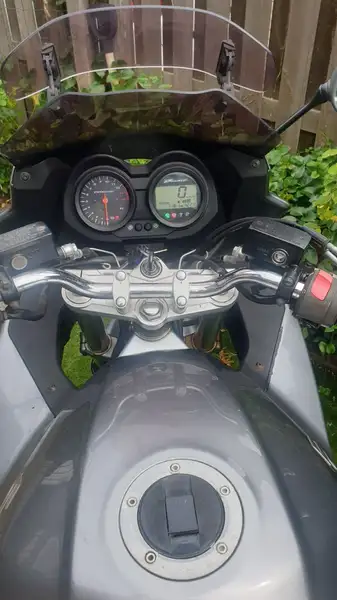 Suzuki Bandit 650 - foto 3