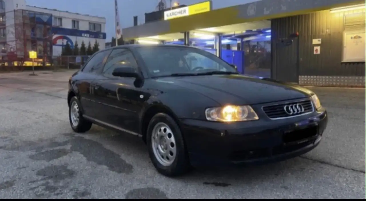 Audi A3 1.6 Attraction, foto 1