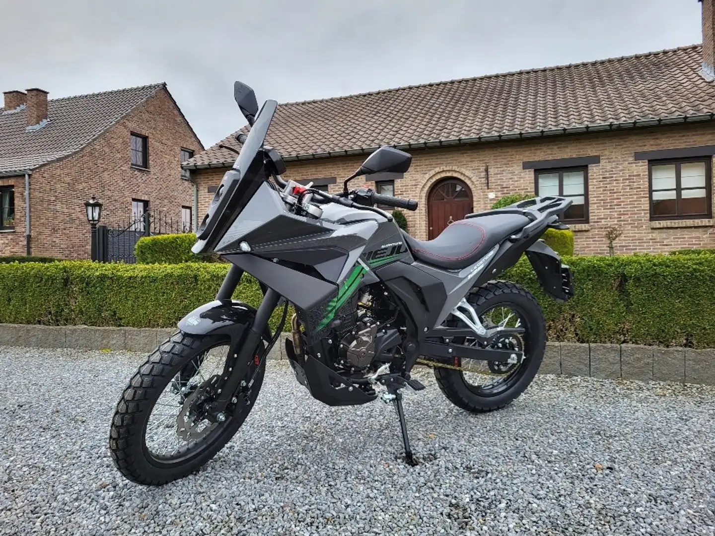 Rieju Aventua 125 Zwart - 1