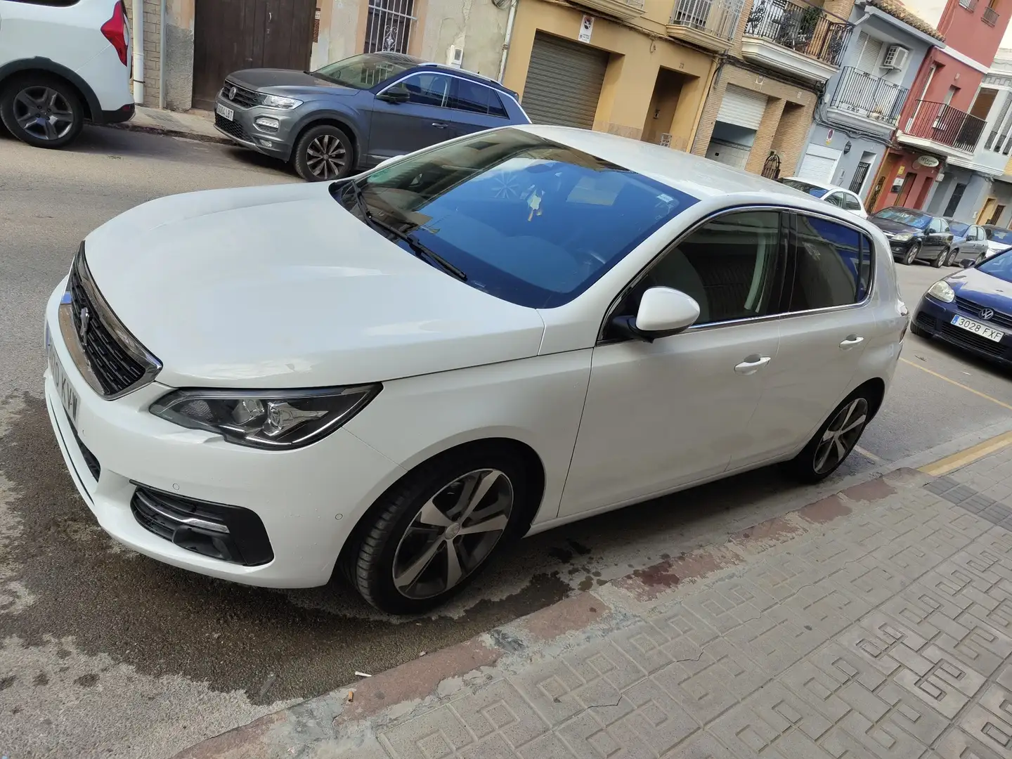 Peugeot 308 1.5BlueHDi S&S Allure 100 - 2