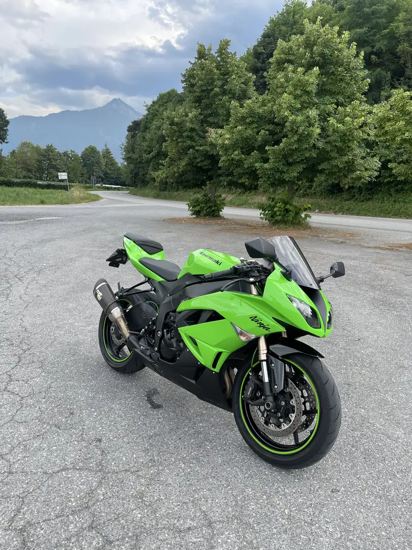 Kawasaki Ninja ZX-6R - 1