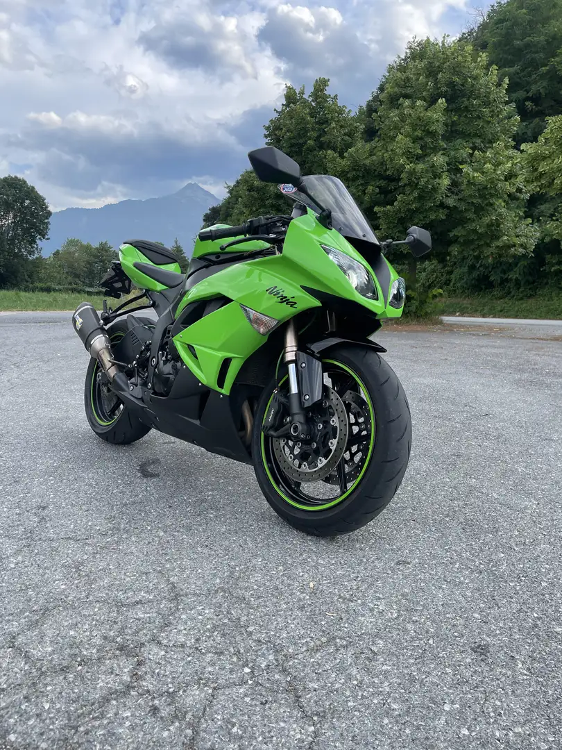 Kawasaki Ninja ZX-6R - 2