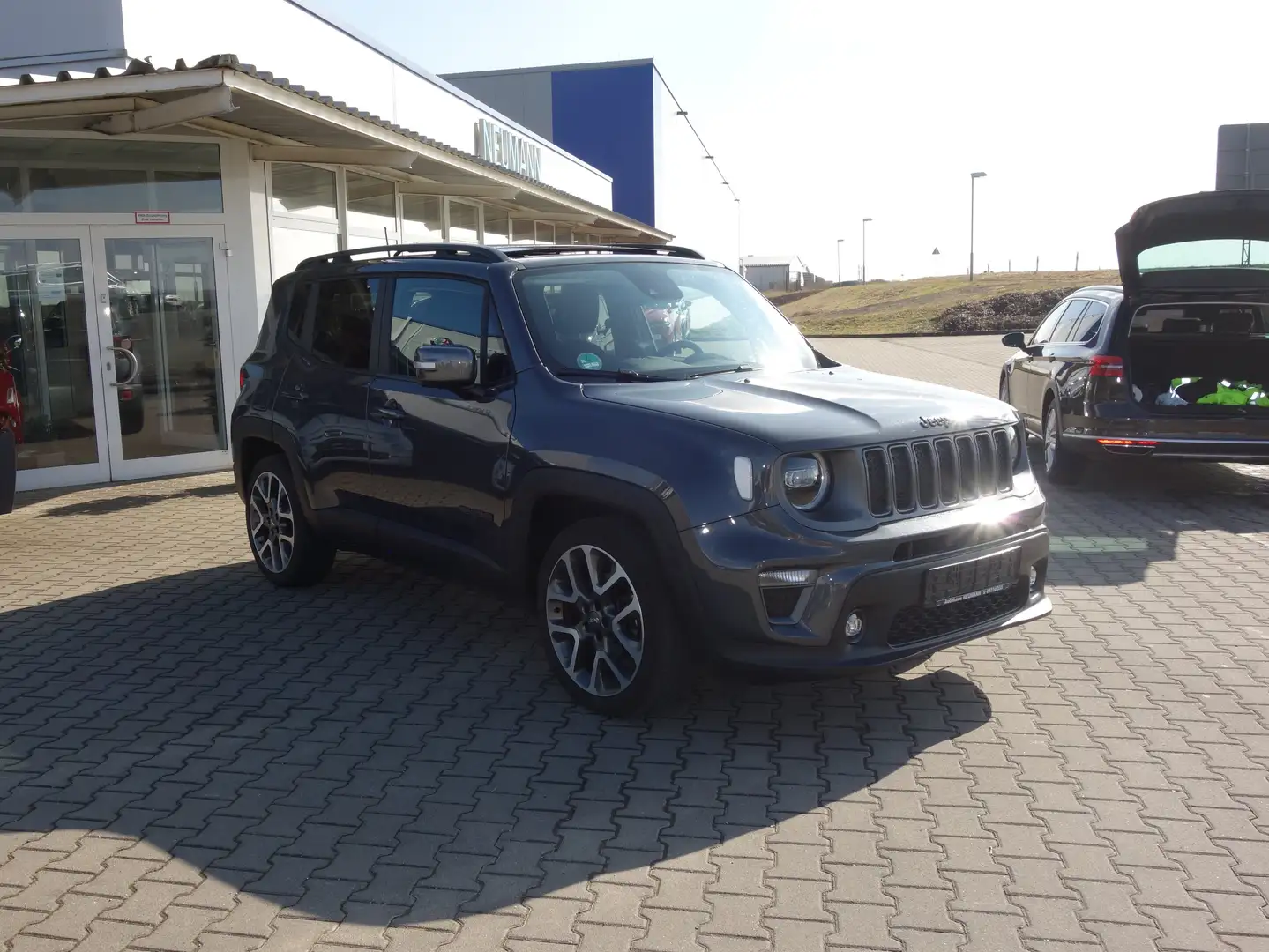 Jeep Renegade S MHEV FWD *Uconnect 8.4"/NAV/DAB/RfK/PDC/LED/SHZ* Grau - 2