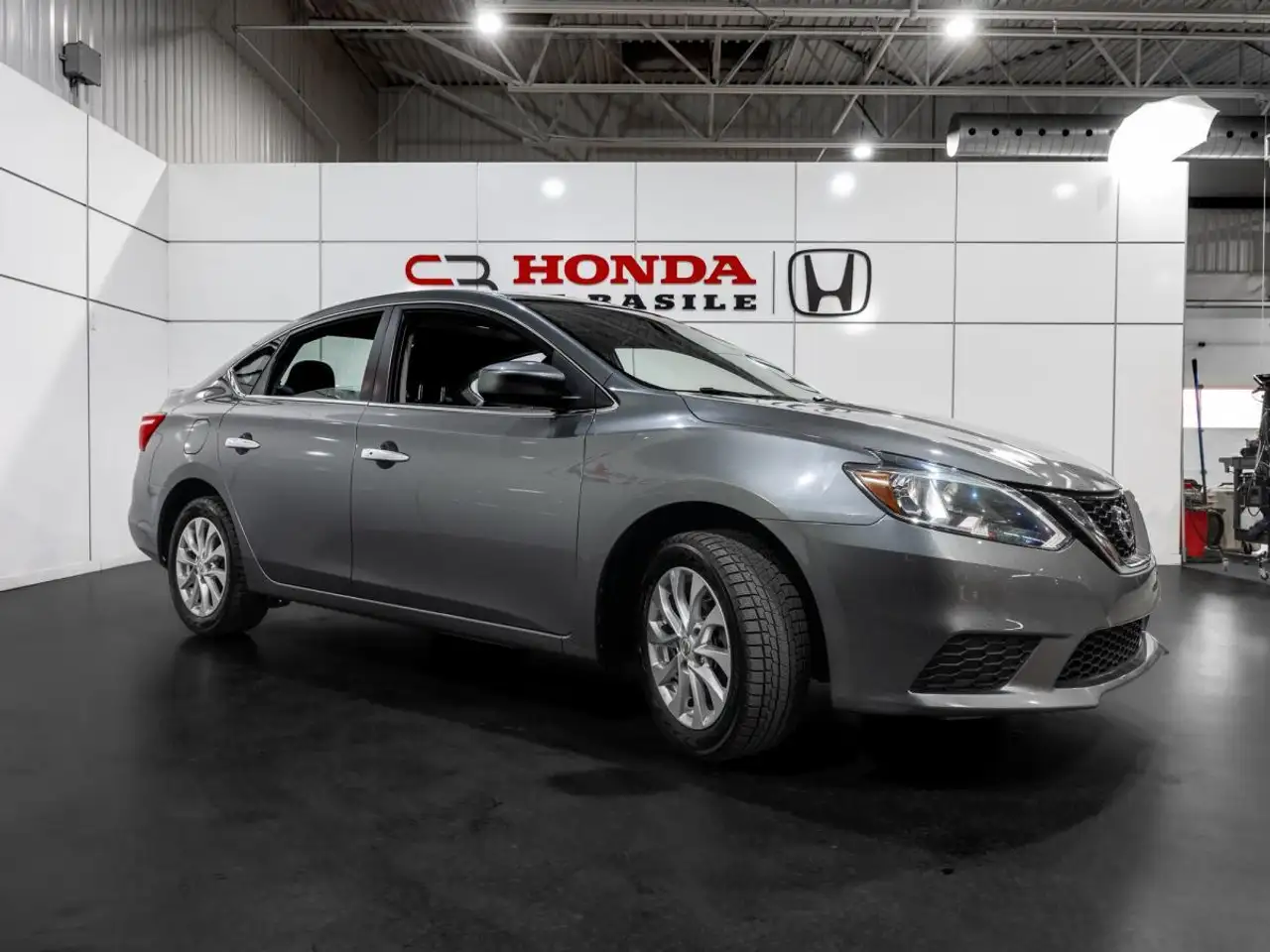 Nissan Sentra снимка Nissan Sentra