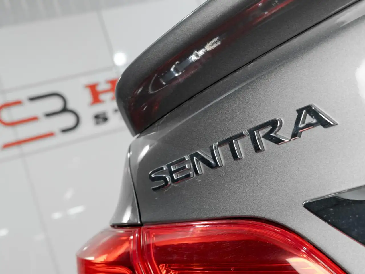 Nissan Sentra снимка Nissan Sentra