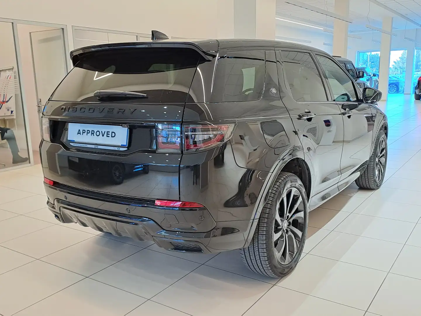 Land Rover Discovery Sport Discovery Sport 2.0d td4 mhev Dynamic SE awd 163cv Nero - 2