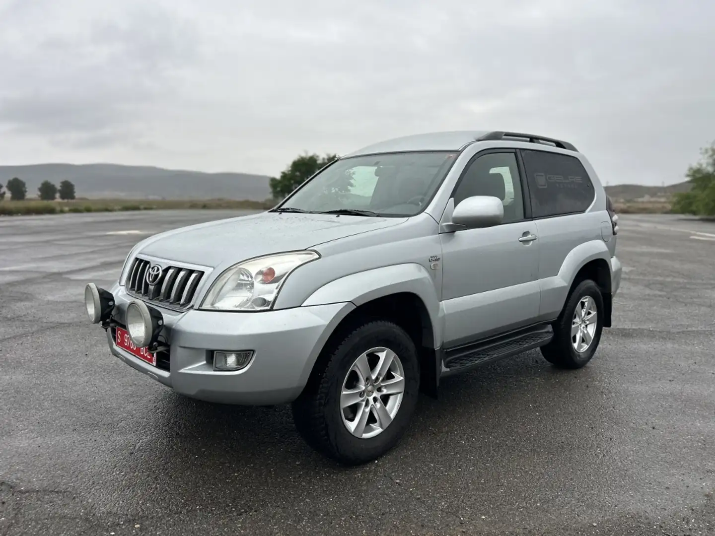 Toyota Land Cruiser Todoterreno Manual de 3 Puertas Gris - 1