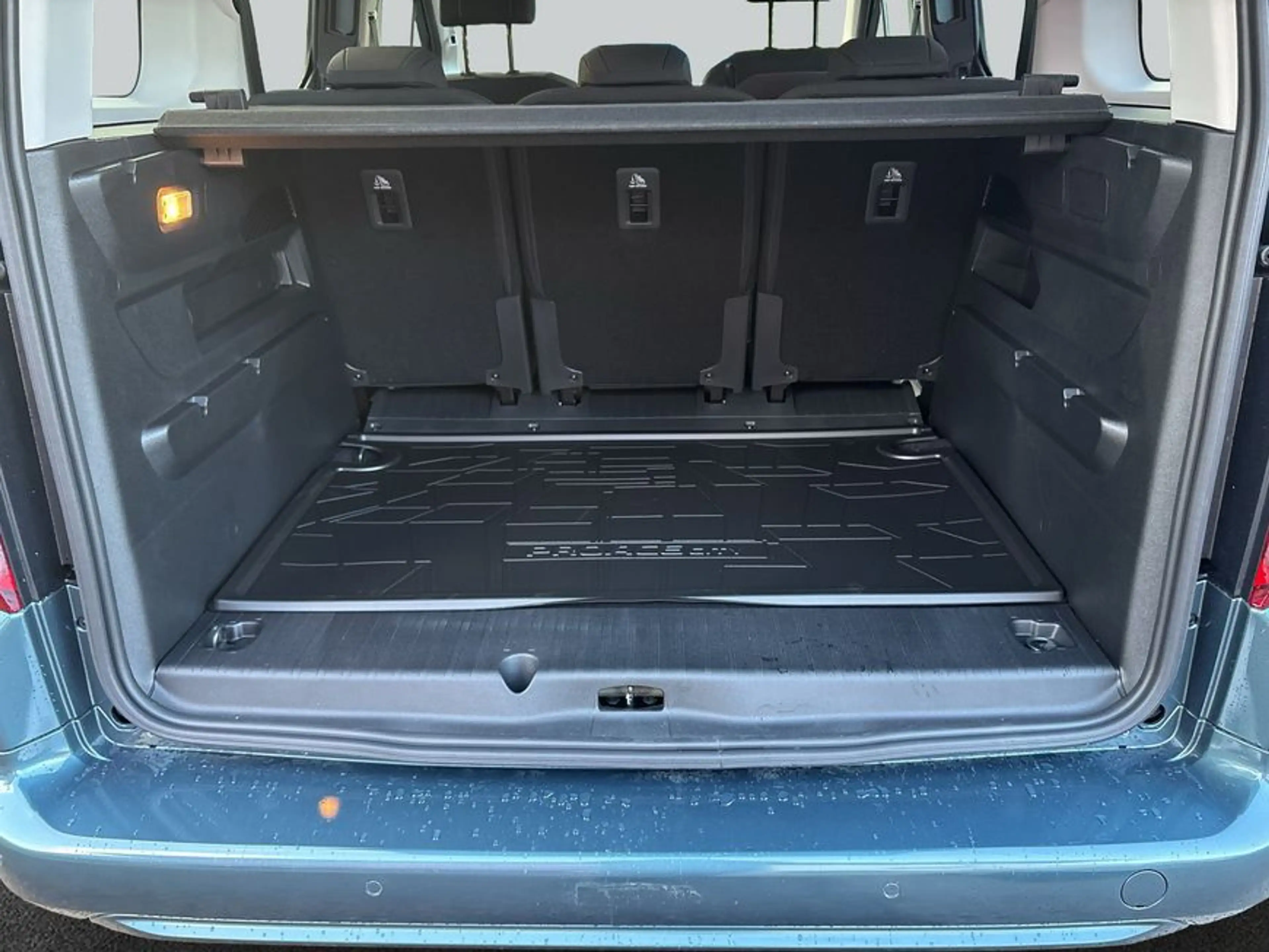 Toyota Proace City Proace City Verso 1.5 D L1 Teamplayer LED Kamera — photo 8