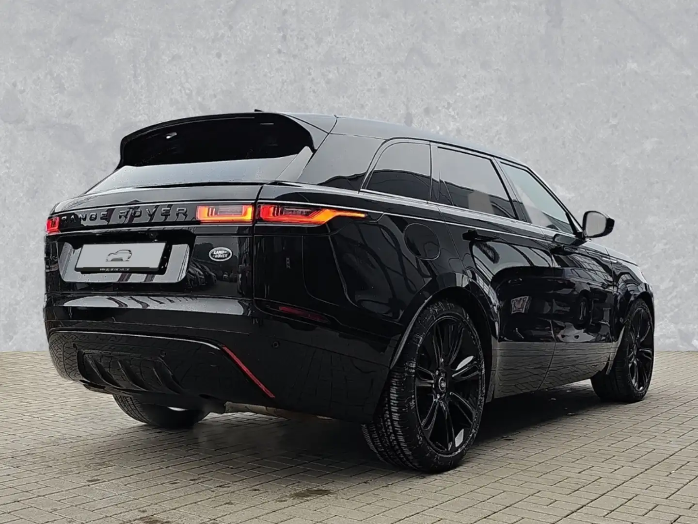 Land Rover Range Rover Velar P250 AWD R-Dynamic SE Schwarz - 2