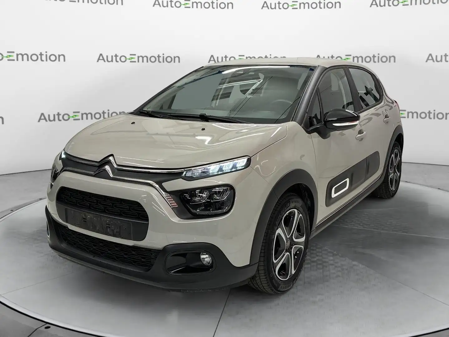 Citroen C3 PureTech 83 S&S Plus Beige - 1