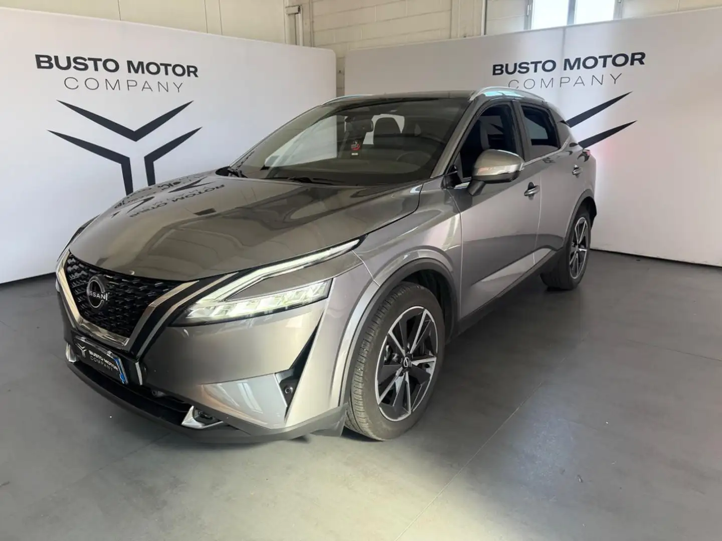 Nissan Qashqai MHEV 140 CV Tekna Grau - 1