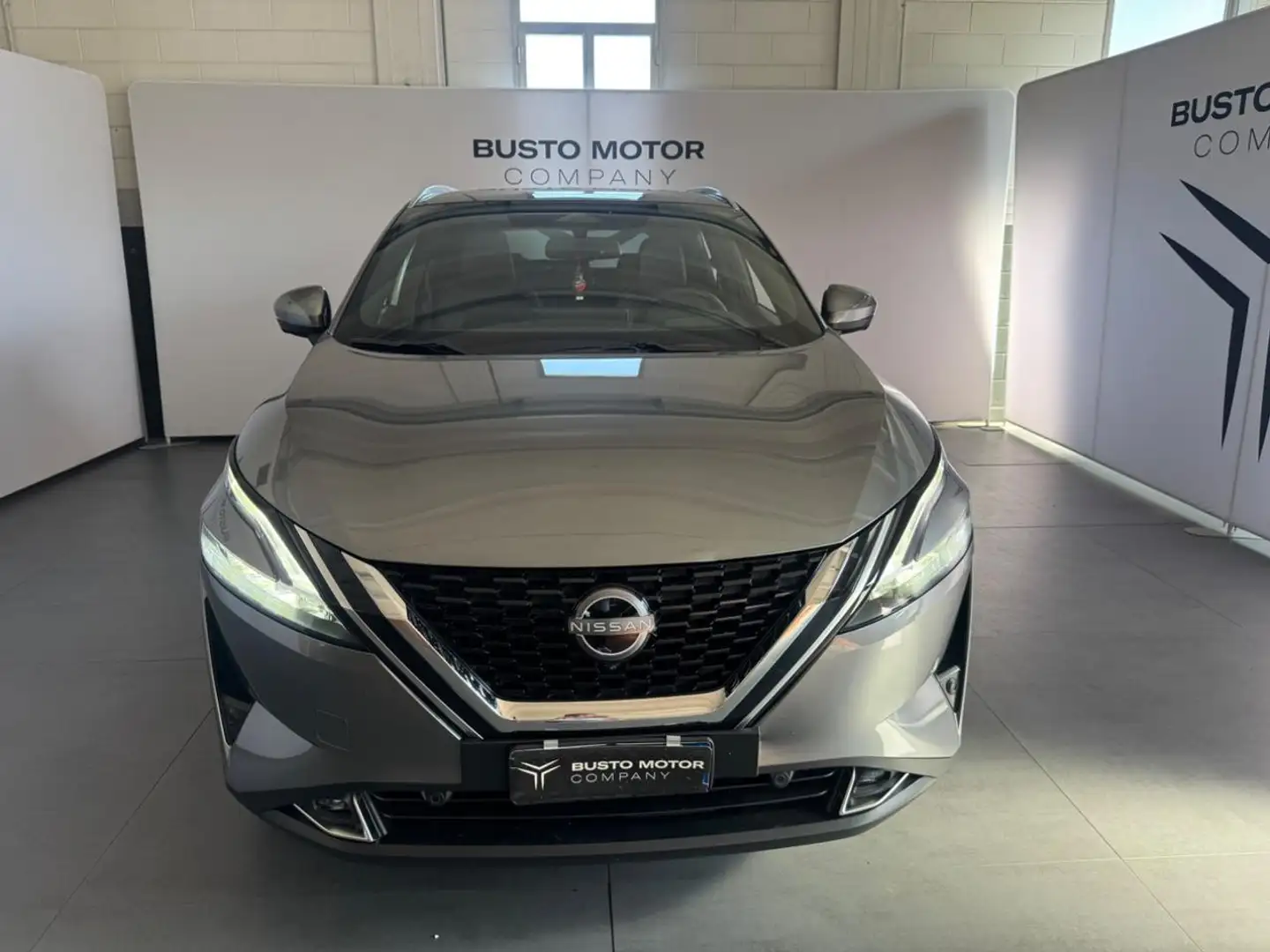 Nissan Qashqai MHEV 140 CV Tekna Grau - 2