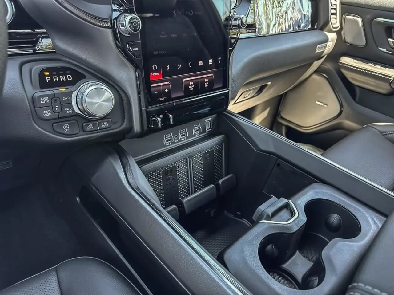 RAM 1500 photo RAM 1500