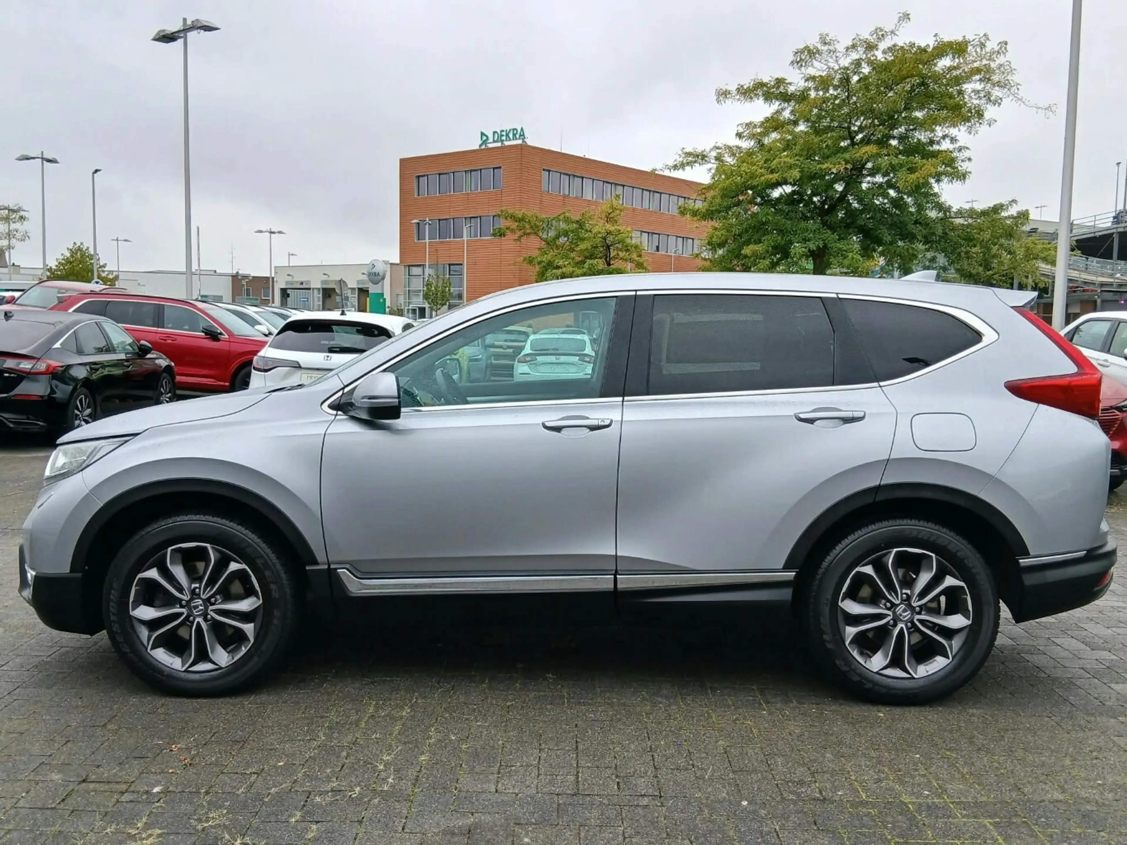 Honda CR-V 2.0 i-MMD HYBRID 4WD Elegance — photo 11