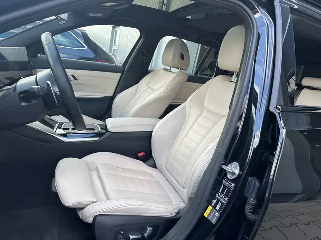 BMW M view 11