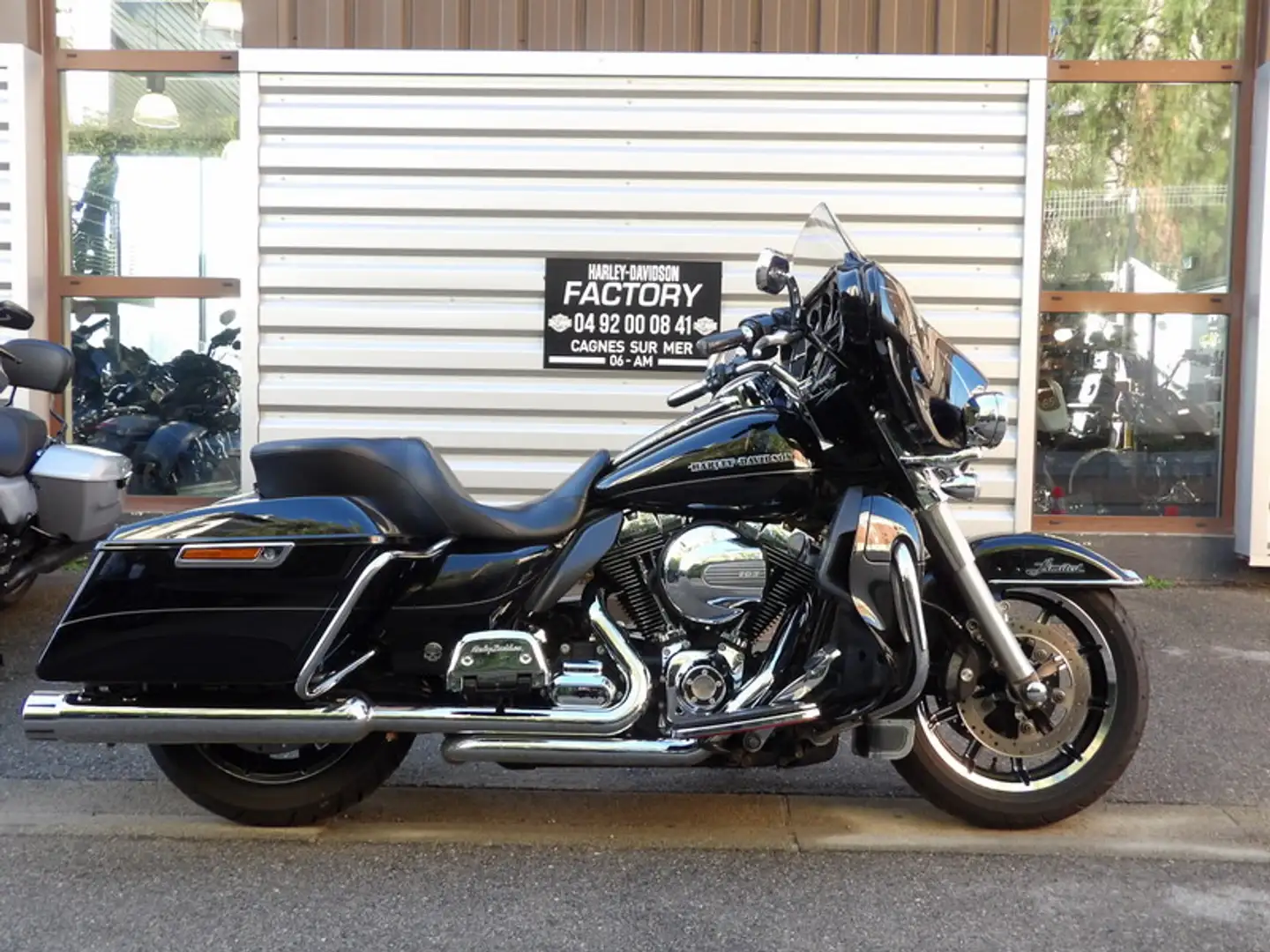 Harley-Davidson Electra Glide Noir - 1