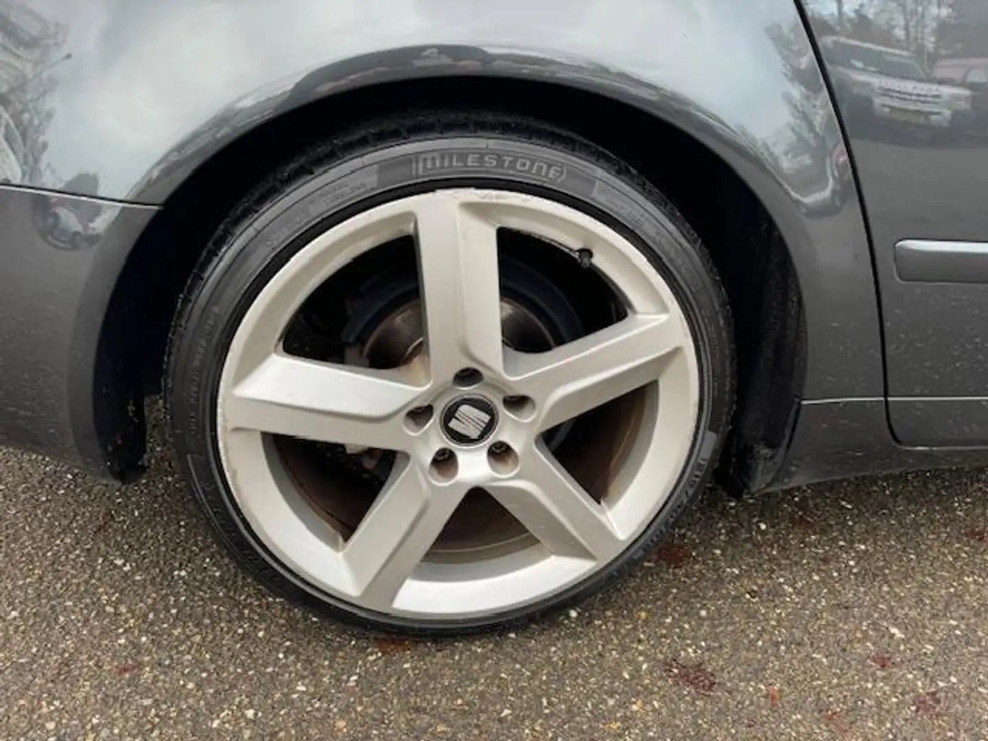 SEAT Exeo 1.8 TSI Comfort Edition, '11, climate en cruise co Gris - 2