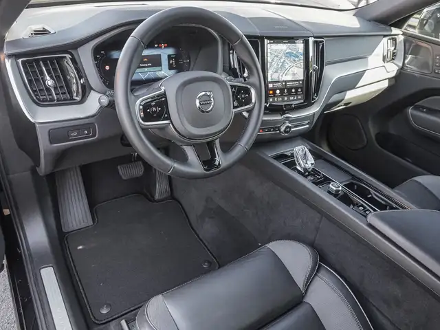 Volvo XC60 view 10