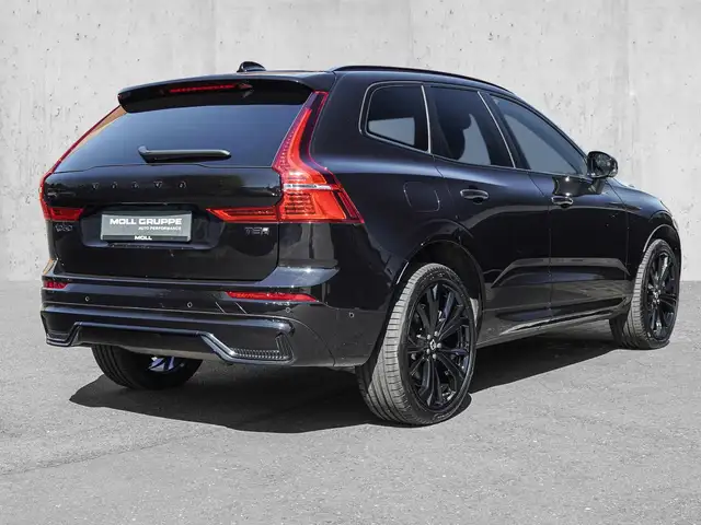 Volvo XC60 view 4