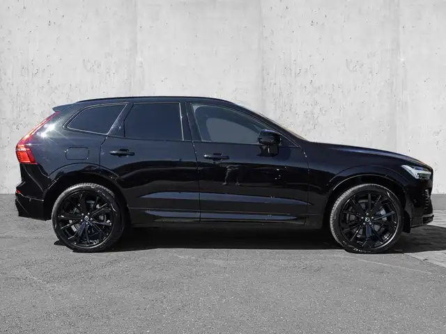 Volvo XC60 view 5