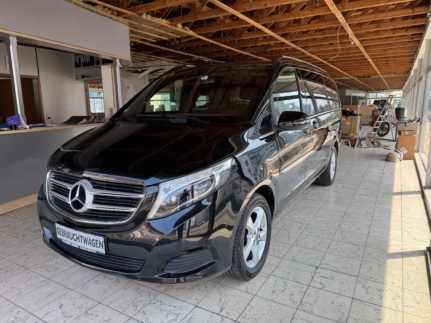 Mercedes-Benz V 250 d AVANTGARDE lang*7 SITZE*VOLLLEDER*KAMERA* Schwarz - 1