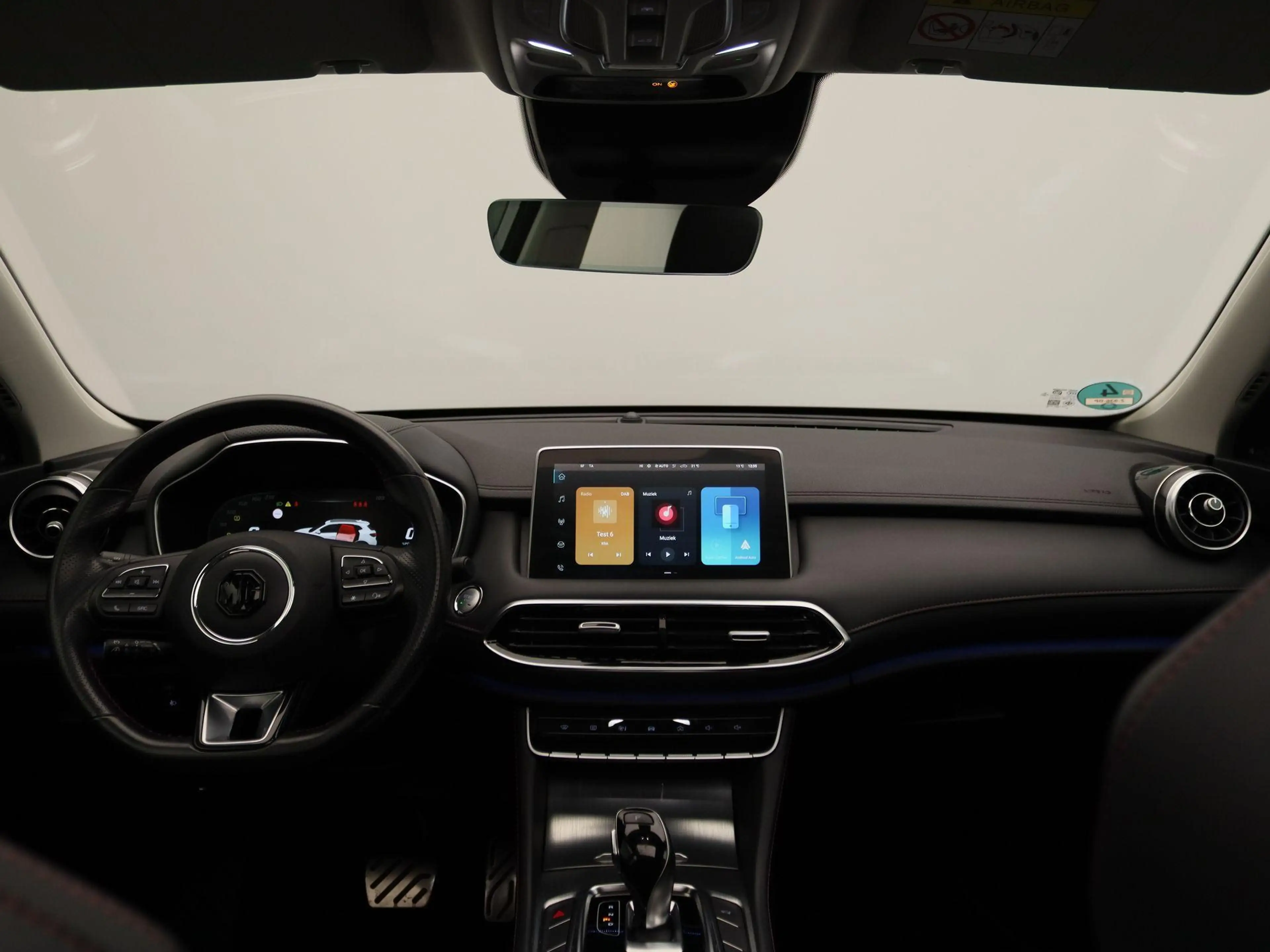 MG EHS 1.5 TGDI PHEV Aut. Luxury | Leder | Navi | Panoram — photo 7