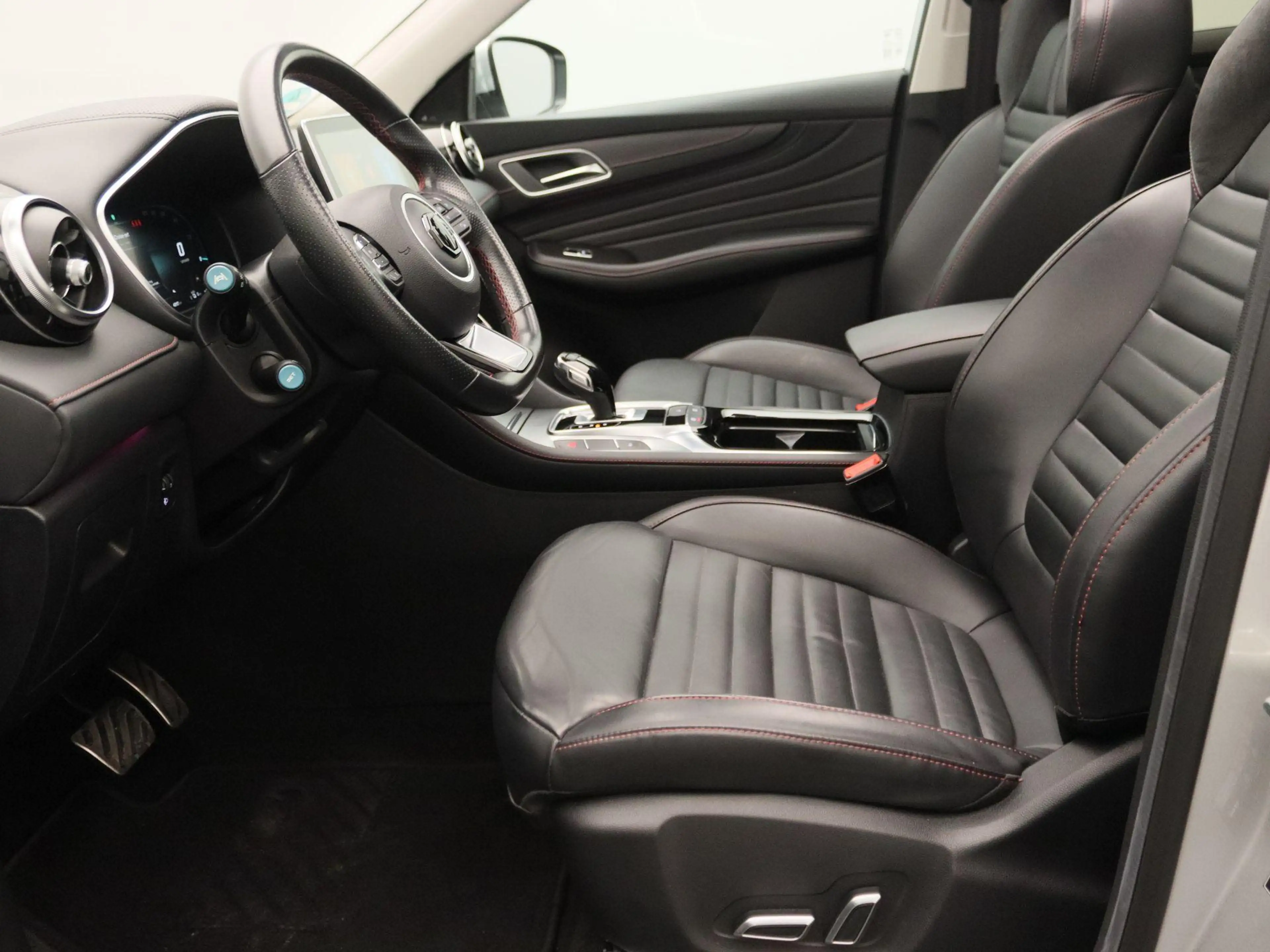 MG EHS 1.5 TGDI PHEV Aut. Luxury | Leder | Navi | Panoram — photo 13