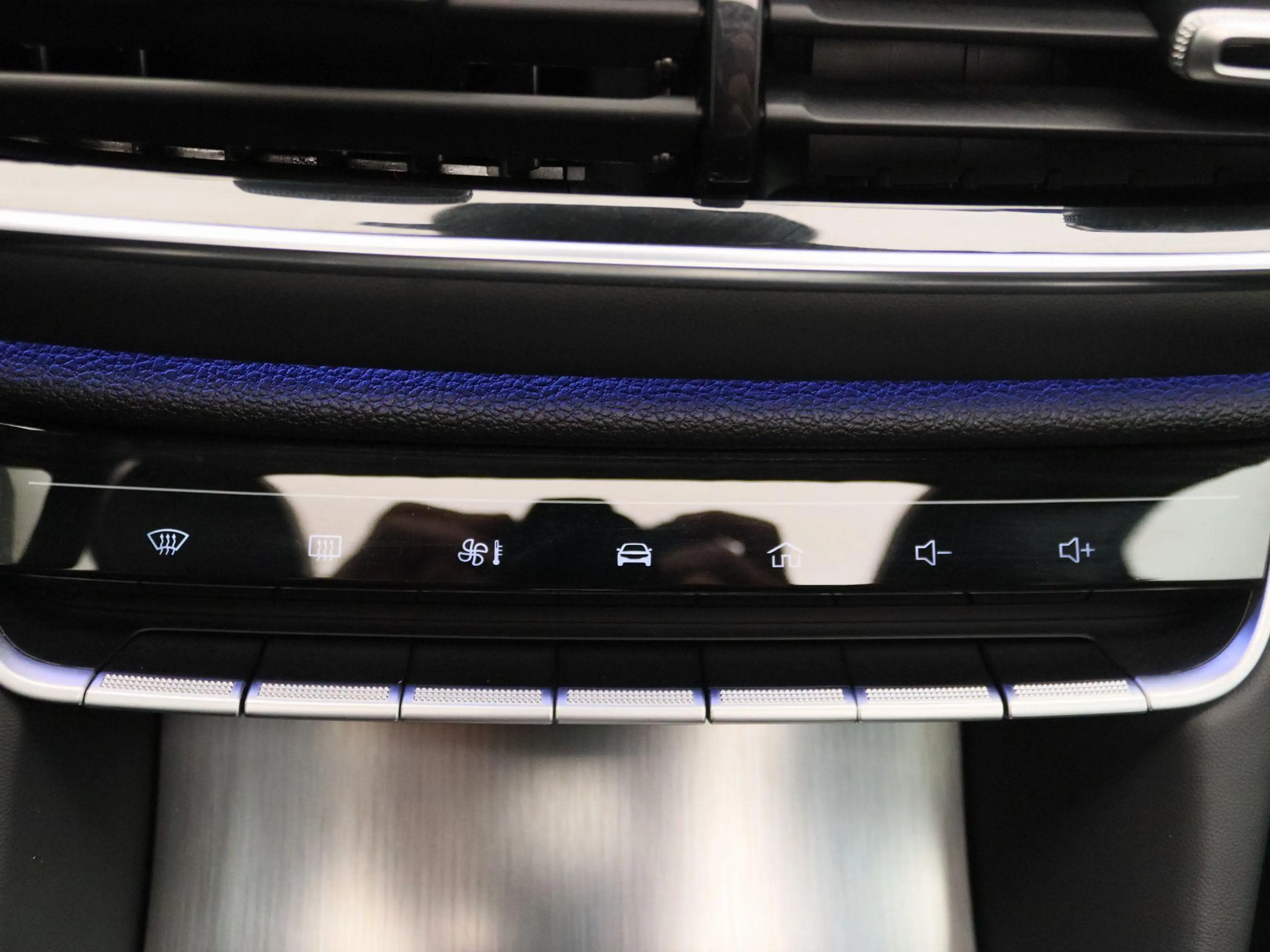 MG EHS 1.5 TGDI PHEV Aut. Luxury | Leder | Navi | Panoram — photo 10