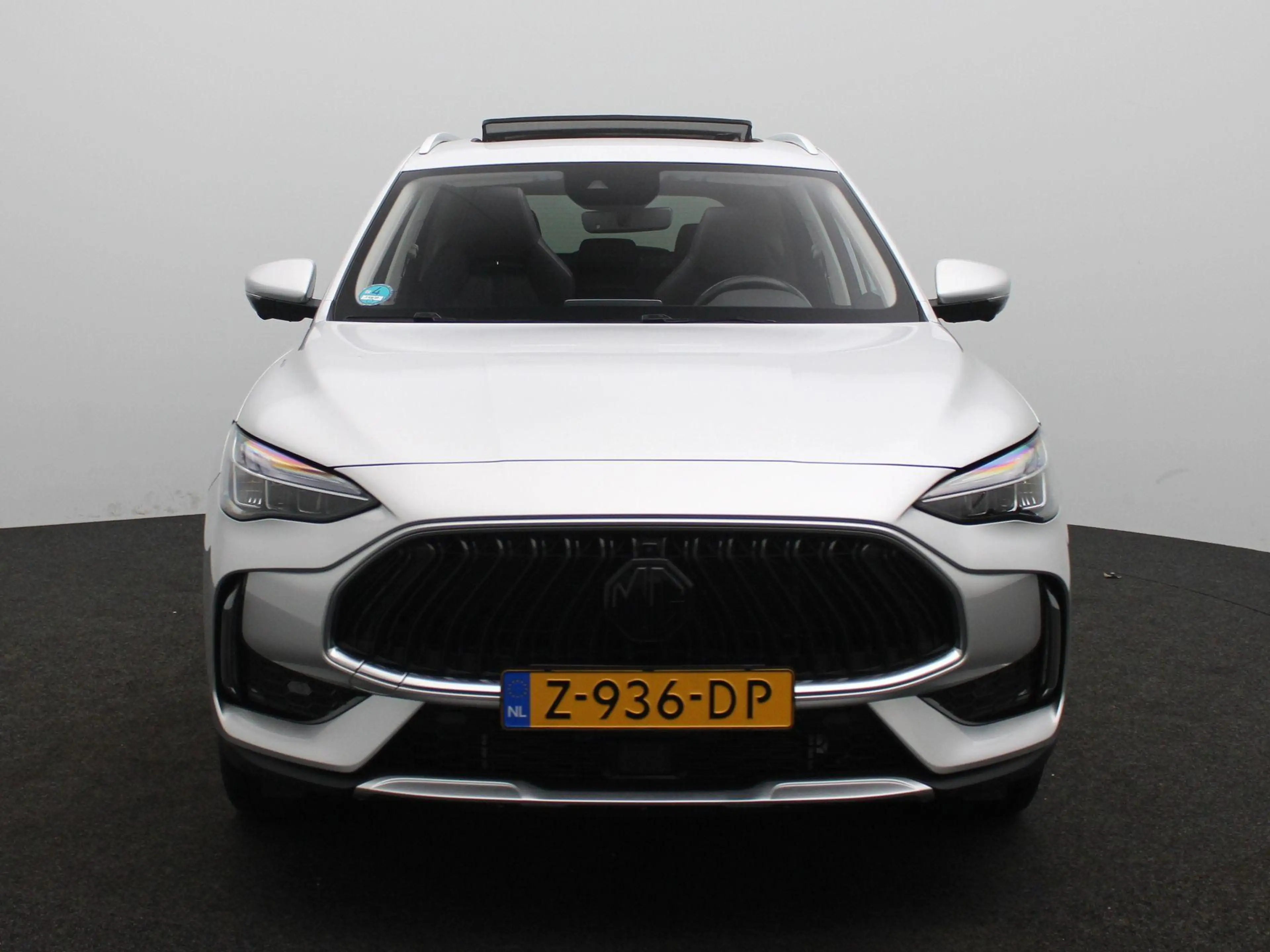 MG EHS 1.5 TGDI PHEV Aut. Luxury | Leder | Navi | Panoram — photo 3