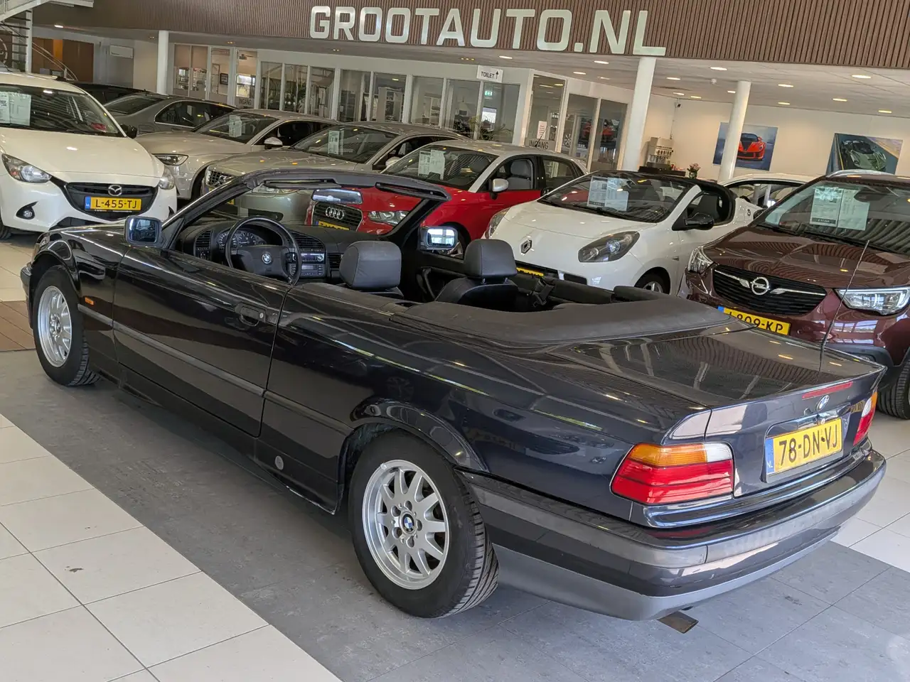 BMW 318 3-serie Cabrio 318i Executive Automaat NAP 89.818k, foto 3