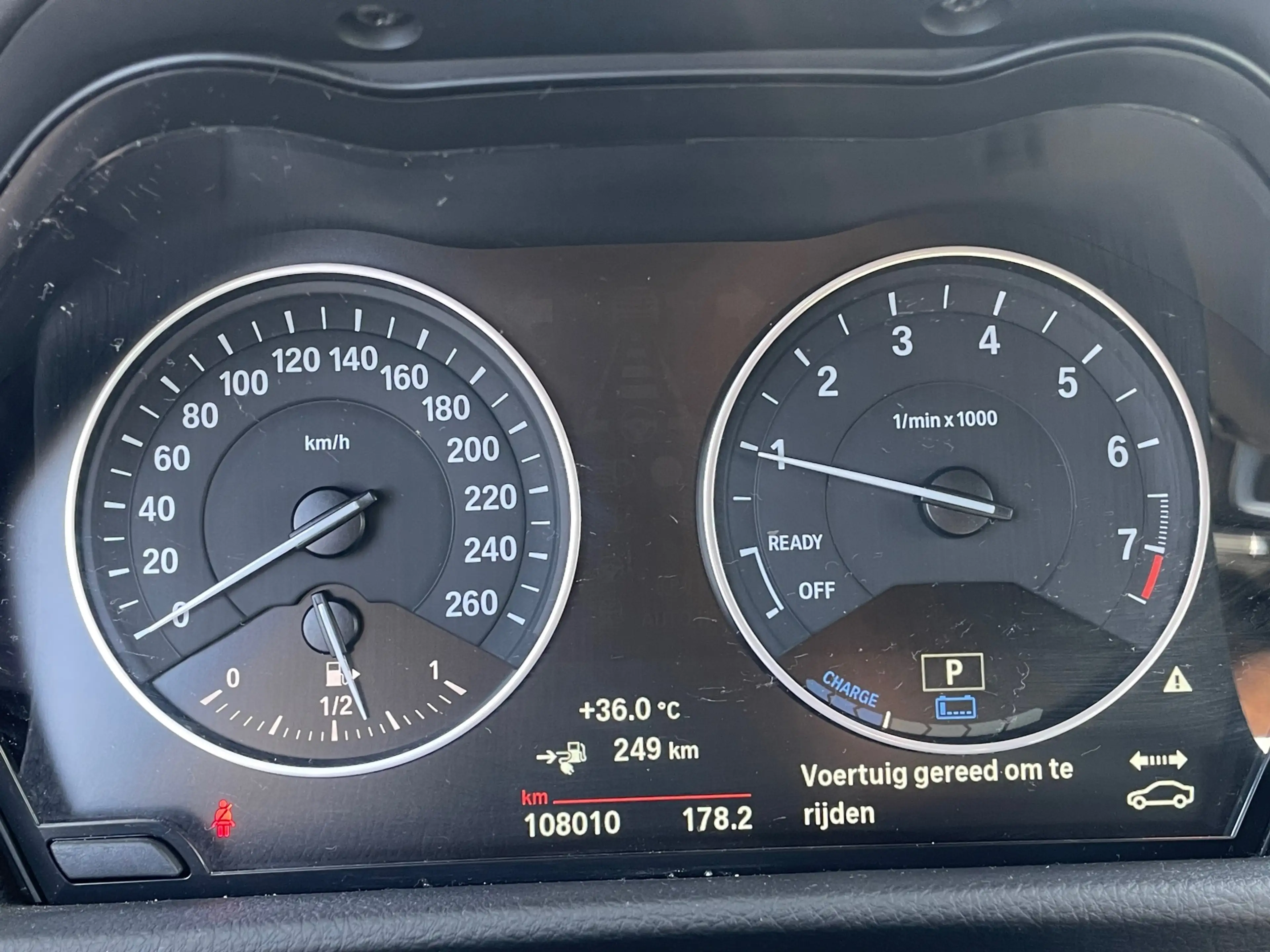 BMW 225 2-serie Active Tourer 225xe iPerformance Executive — photo 14