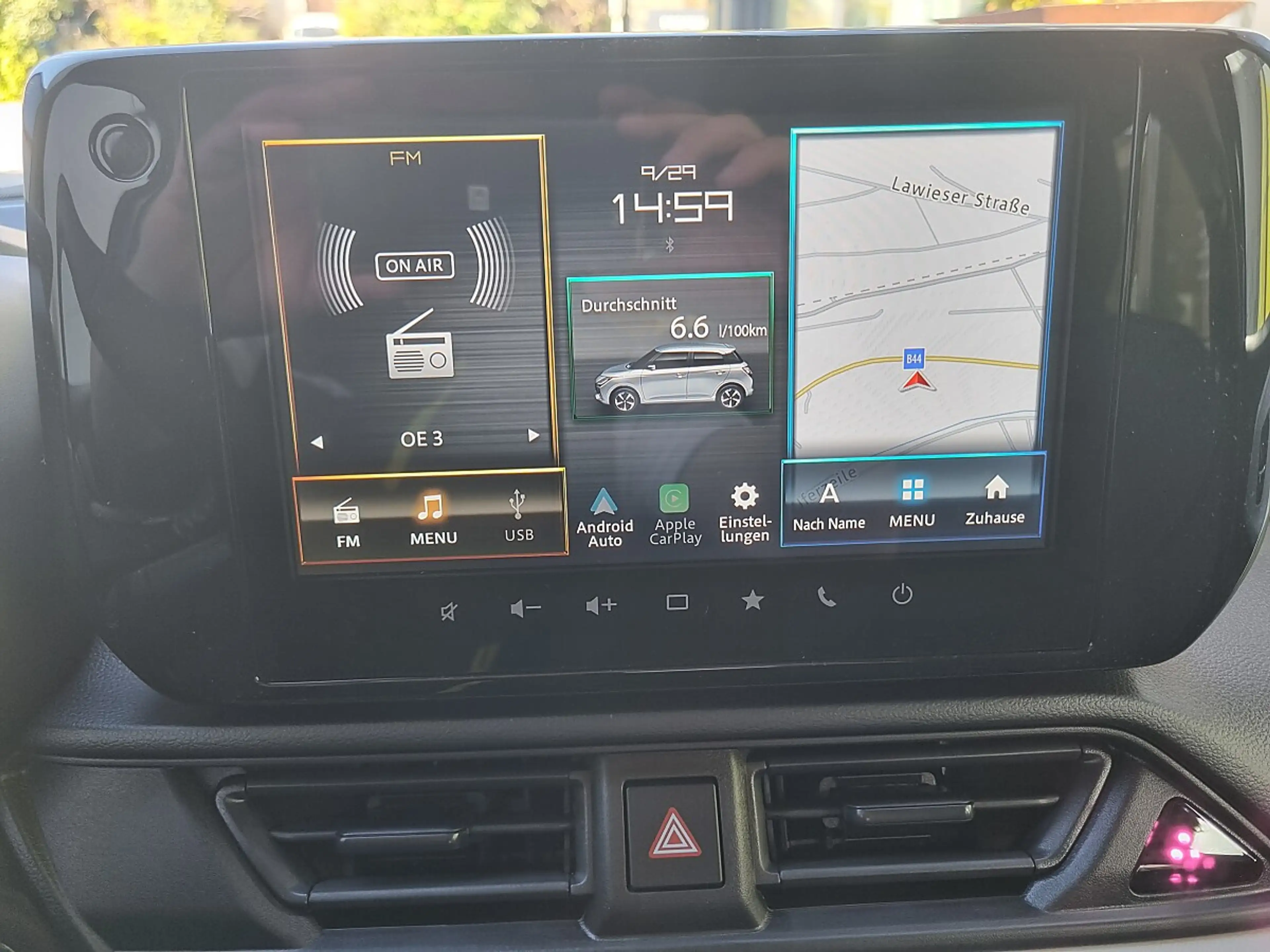 Suzuki Swift 1,2 Hybrid Shine — photo 11