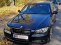 BMW 330 330d Schwarz - thumbnail 2